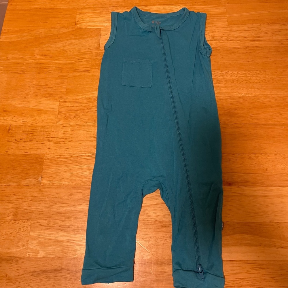 Kyte Baby sleeveless romper size 12-18 months